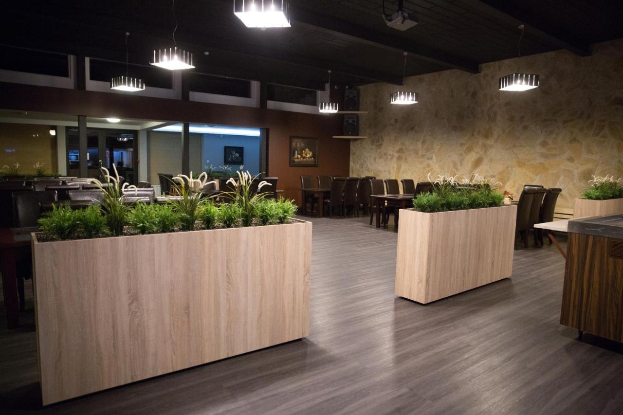 Villa Wesenbergh Rakvere Ngoại thất bức ảnh